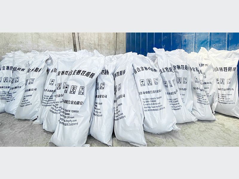 埋地管線，儲罐外壁及其它地下金屬結(jié)構(gòu)常用犧牲陽極